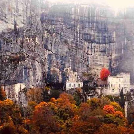 Вілла Tiny Liloumaca Coeur Ste Baume Plan d'Aups Екстер'єр фото